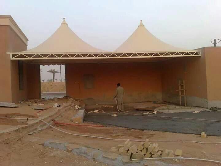 مظلات حدائق