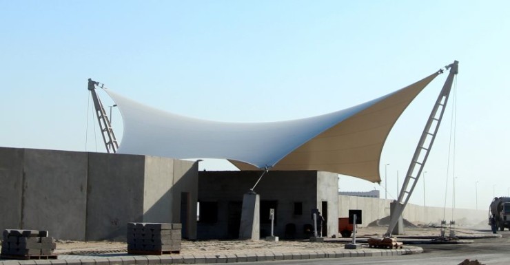 مظلات الشد الانشائي